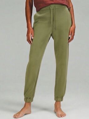 Lululemon Softstreme Relaxed High-Rise Pant